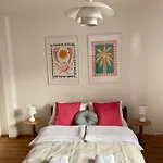 Agapella Apartamemty- Agapella 250m From The Гостевой дом 3*