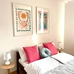 Agapella Apartamemty- Agapella 250m From The Гостевой дом 3*