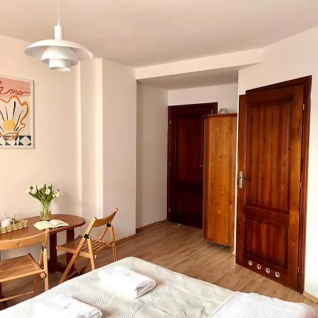 Agapella 250m From The - Agapella Apartamemty Pensjonat